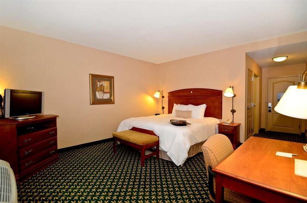 Hampton Inn Dover Room photo