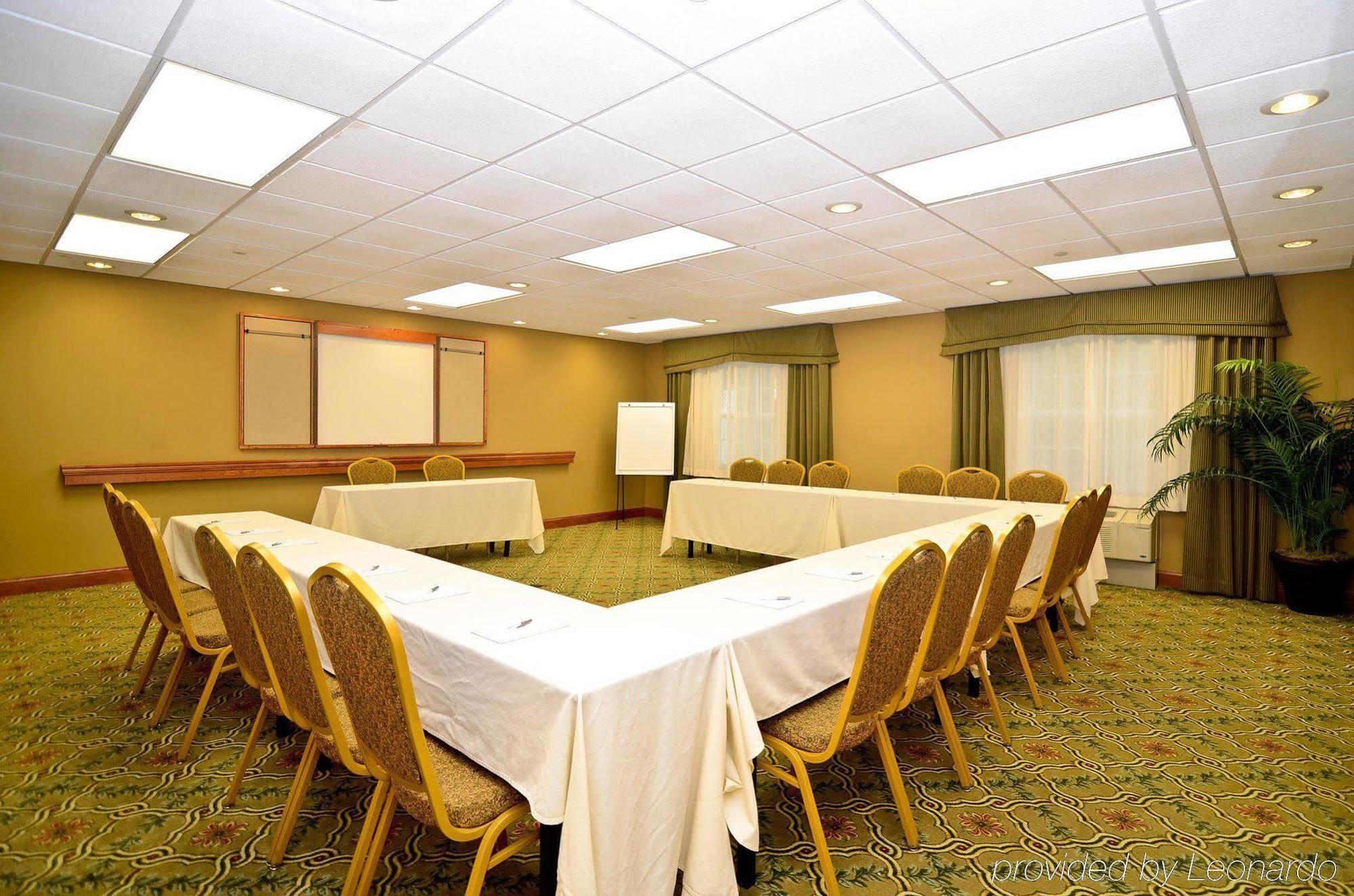 Hampton Inn Dover Business photo